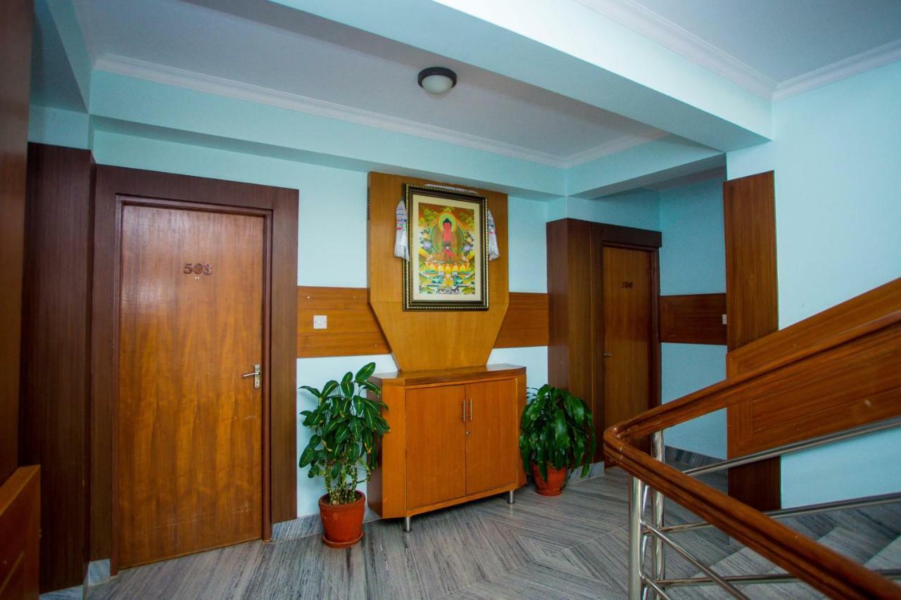 Hotel Tara Похара Екстериор снимка