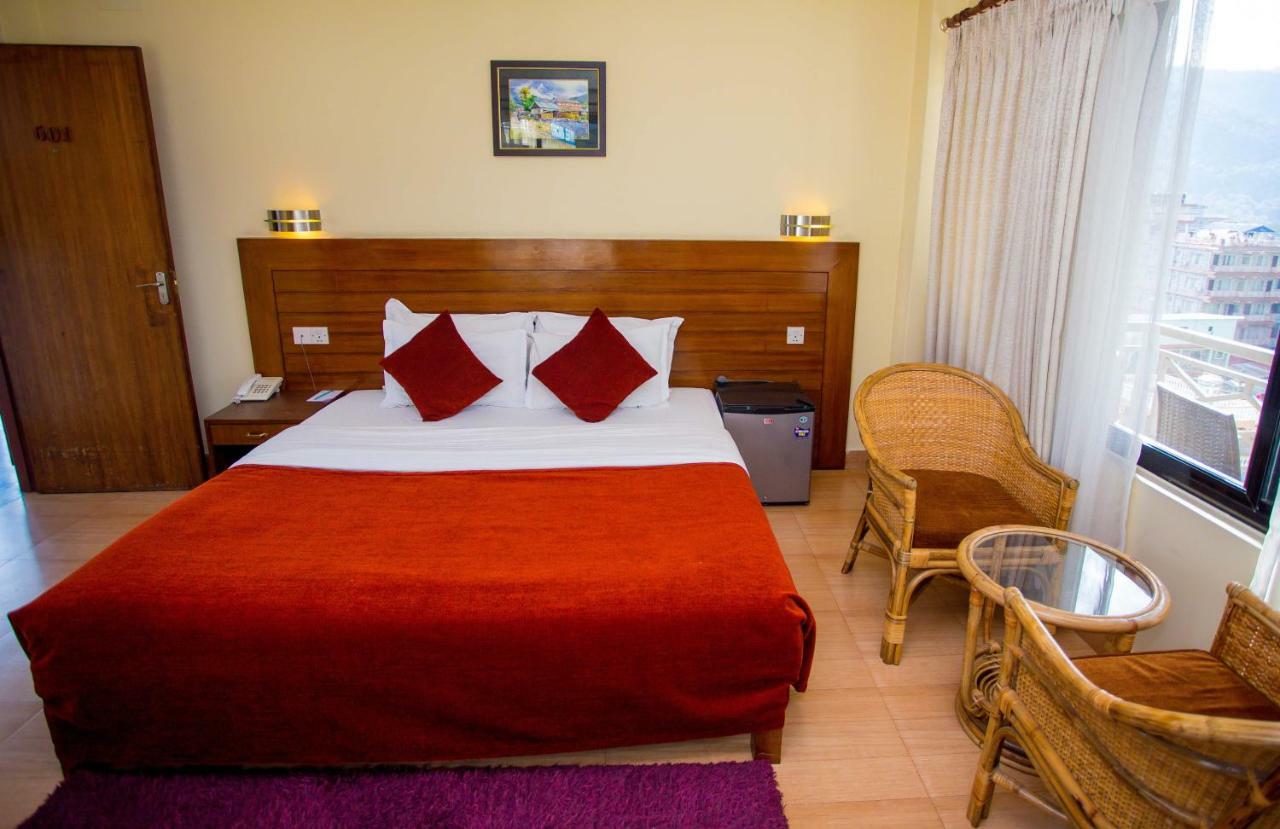 Hotel Tara Похара Екстериор снимка